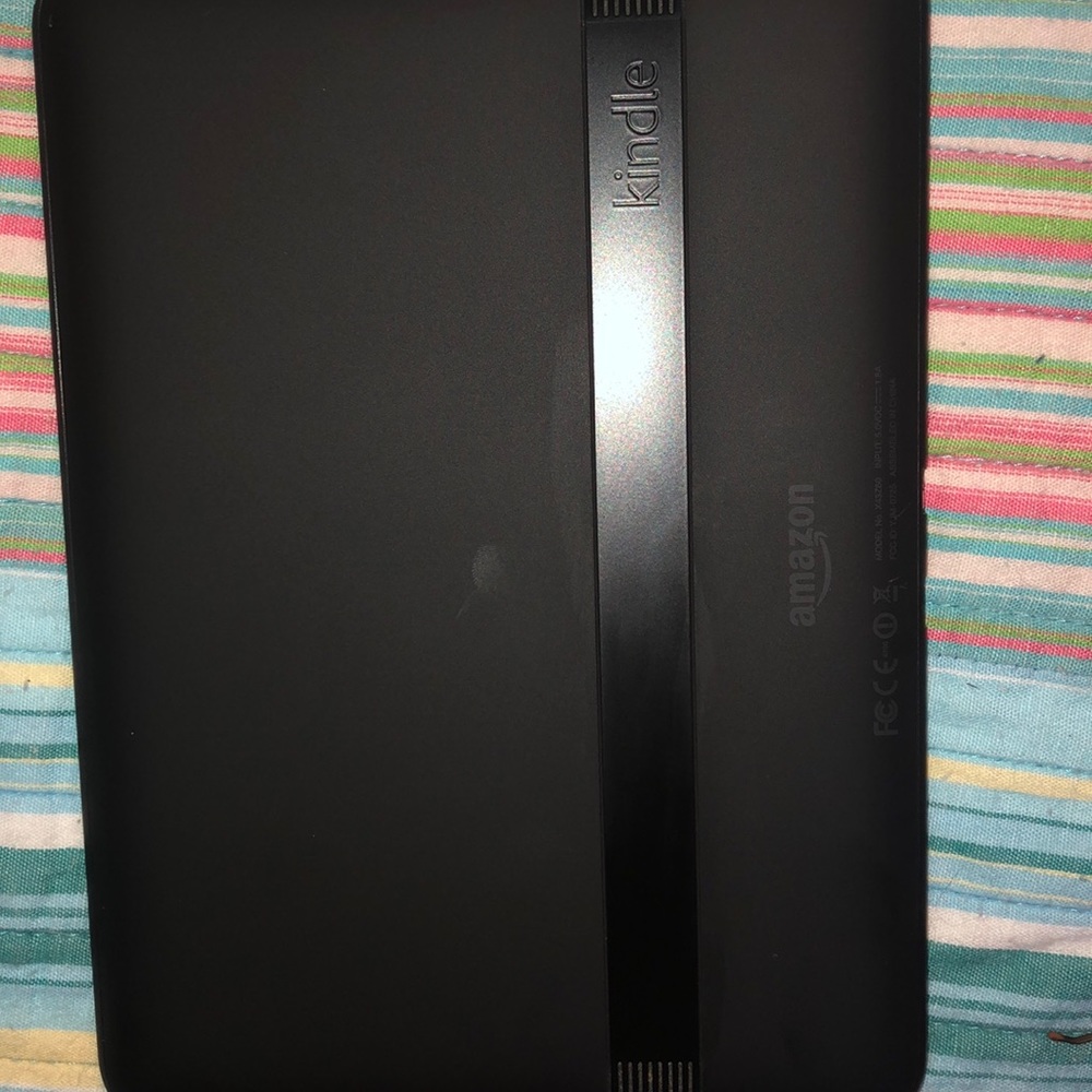 Kindle - Picture 2 of 2